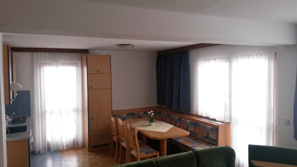 Panoramablickhotel - Lakeview Apartments アンネンハイム 部屋 写真