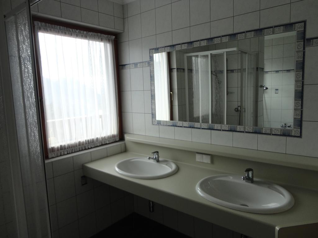 Panoramablickhotel - Lakeview Apartments アンネンハイム 部屋 写真