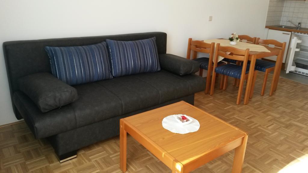 Panoramablickhotel - Lakeview Apartments アンネンハイム 部屋 写真